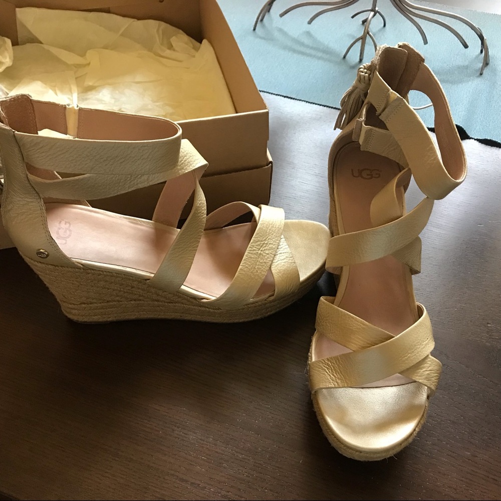 Ugg Raquel Metallic Platform -Soft Gold 11